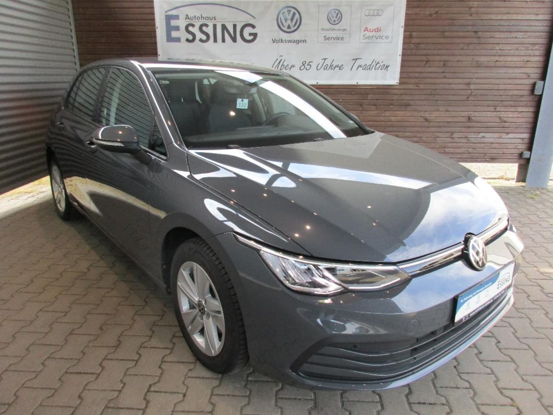 Volkswagen Golf Life