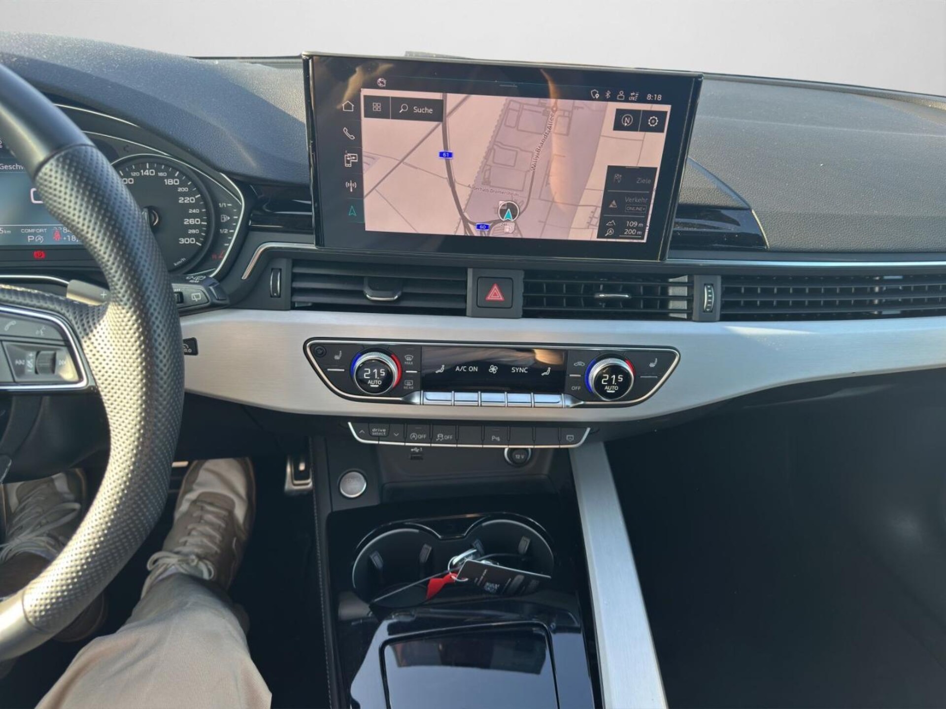 Audi A4 Avant S line