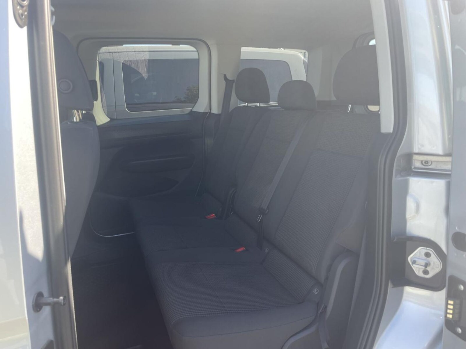 Volkswagen Caddy – Bild 11
