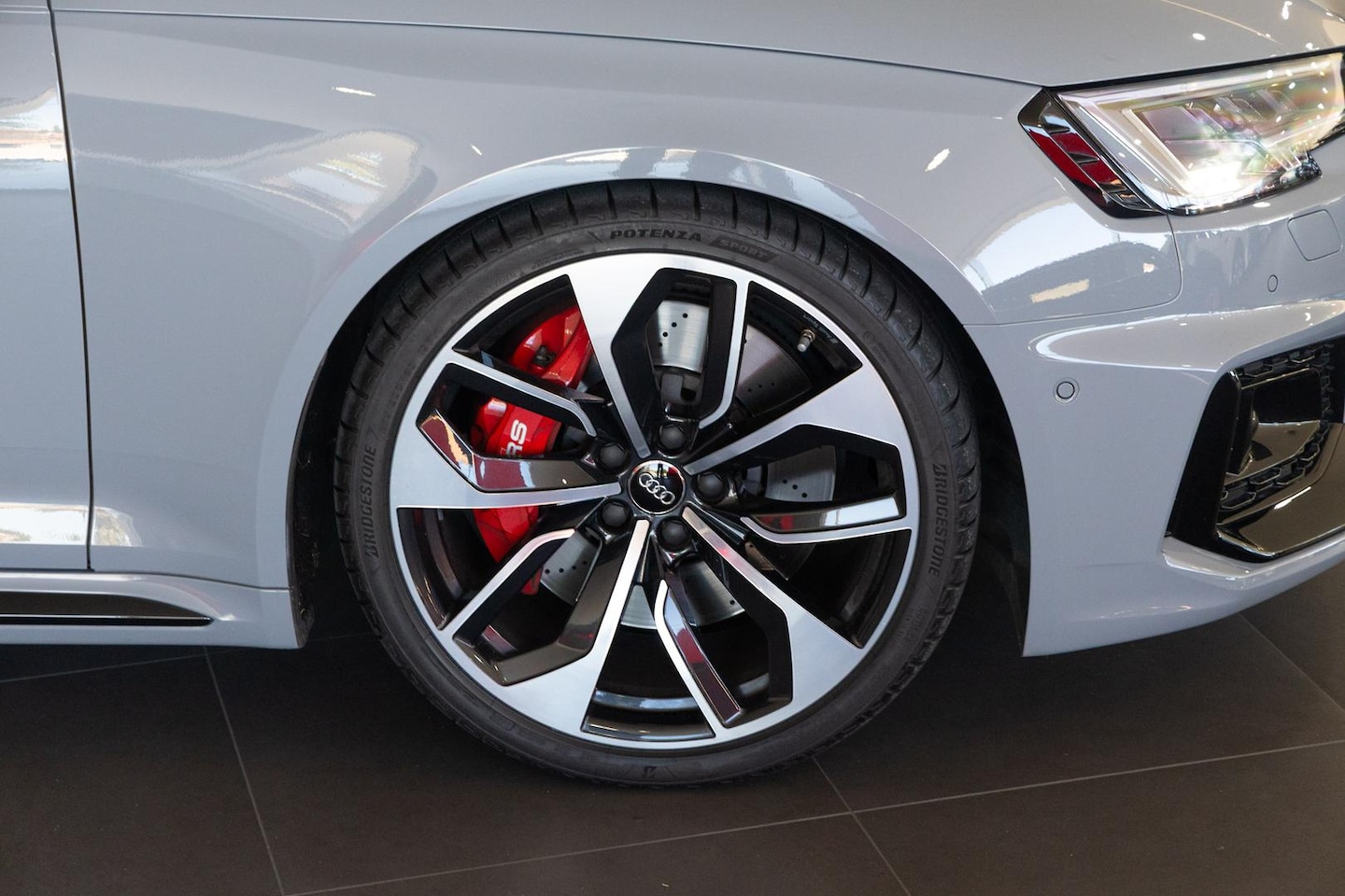 Image about Audi RS 4 Avant 2.9 TFSI