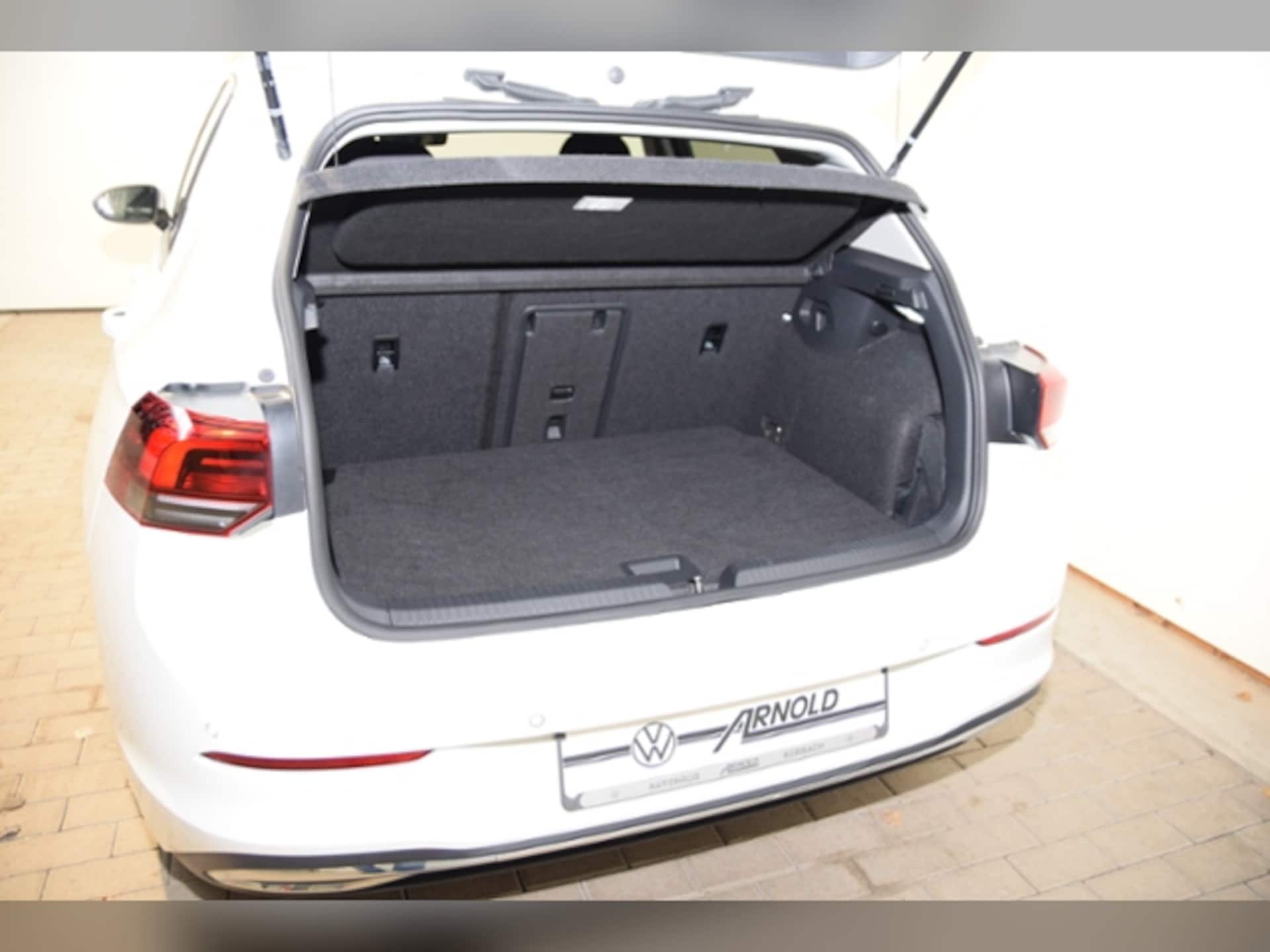 Volkswagen Golf Active