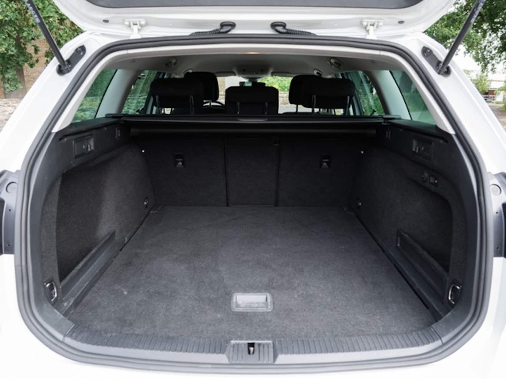 Volkswagen Passat Variant Business