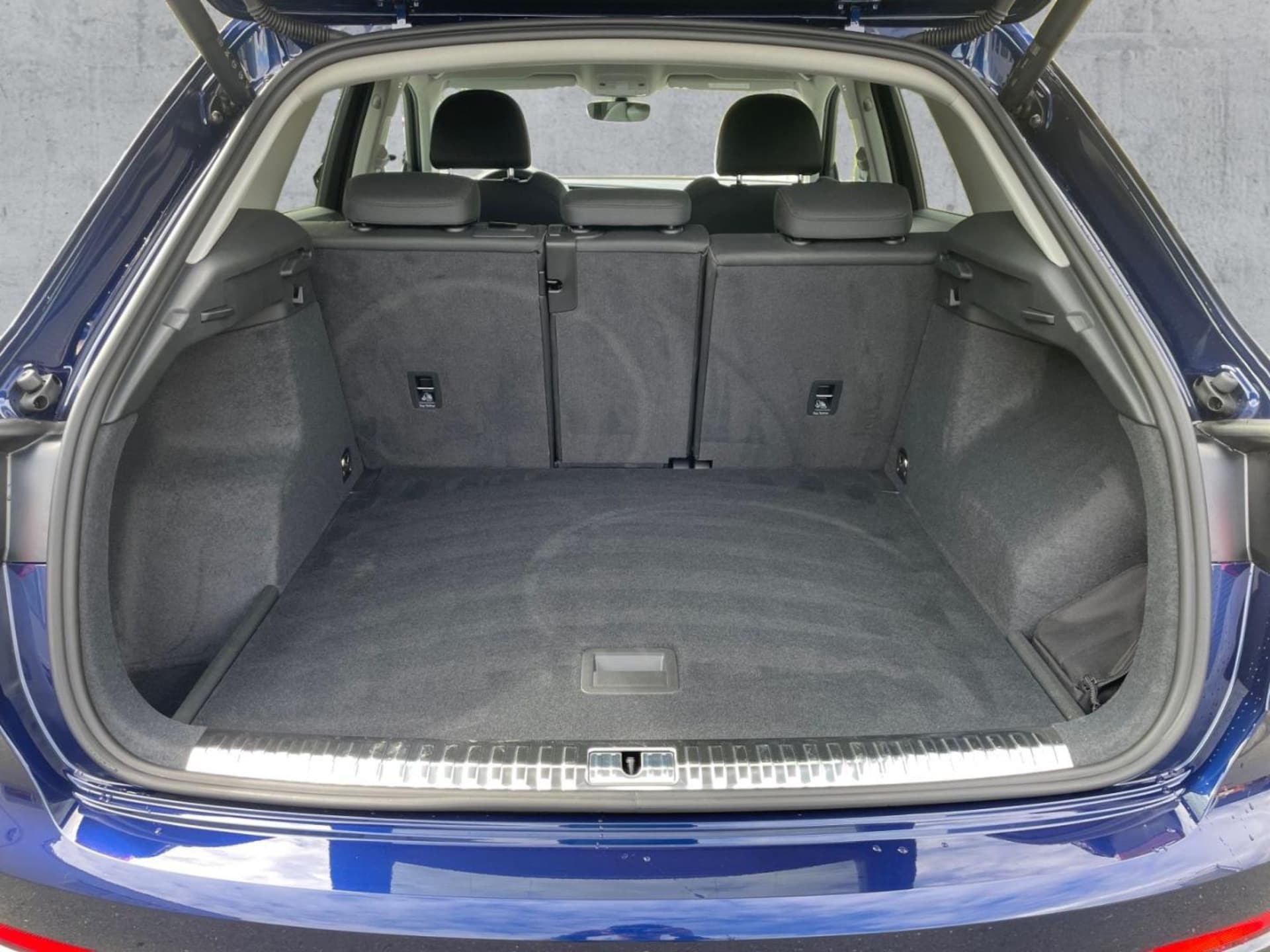 Audi Q3 SUV advanced