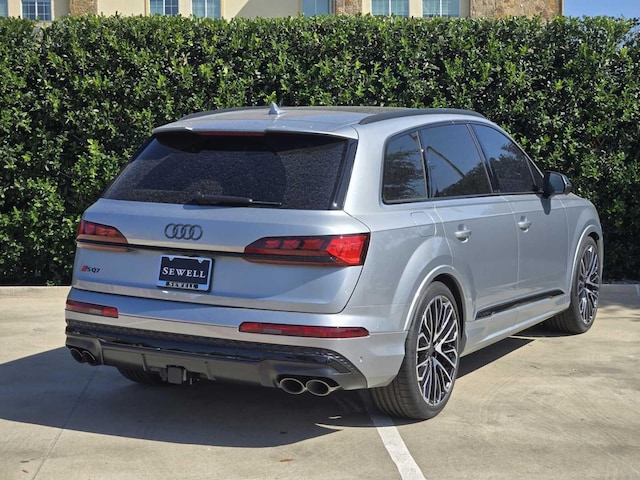 2026 Audi SQ7