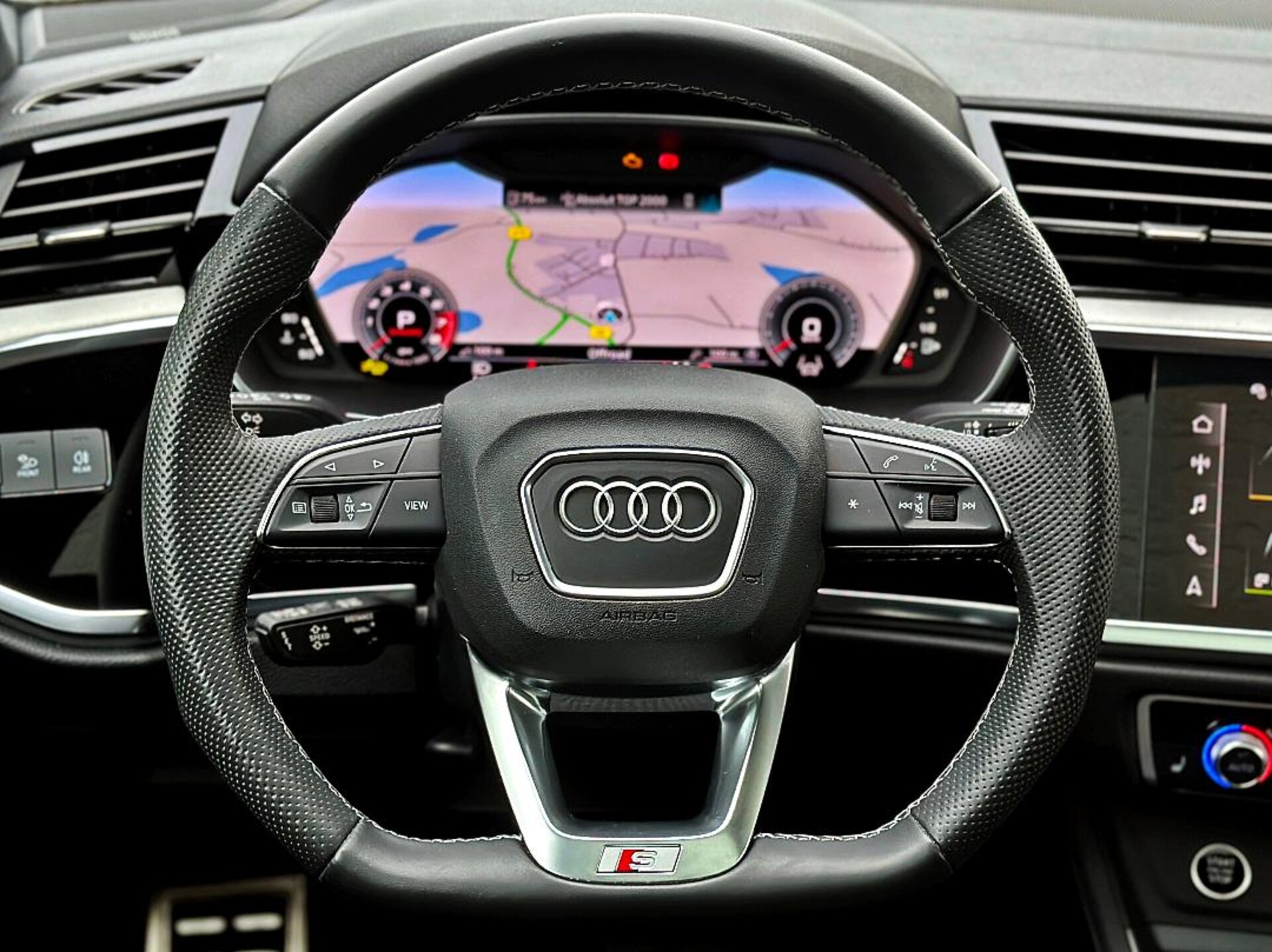 Audi Q3 Sportback S line