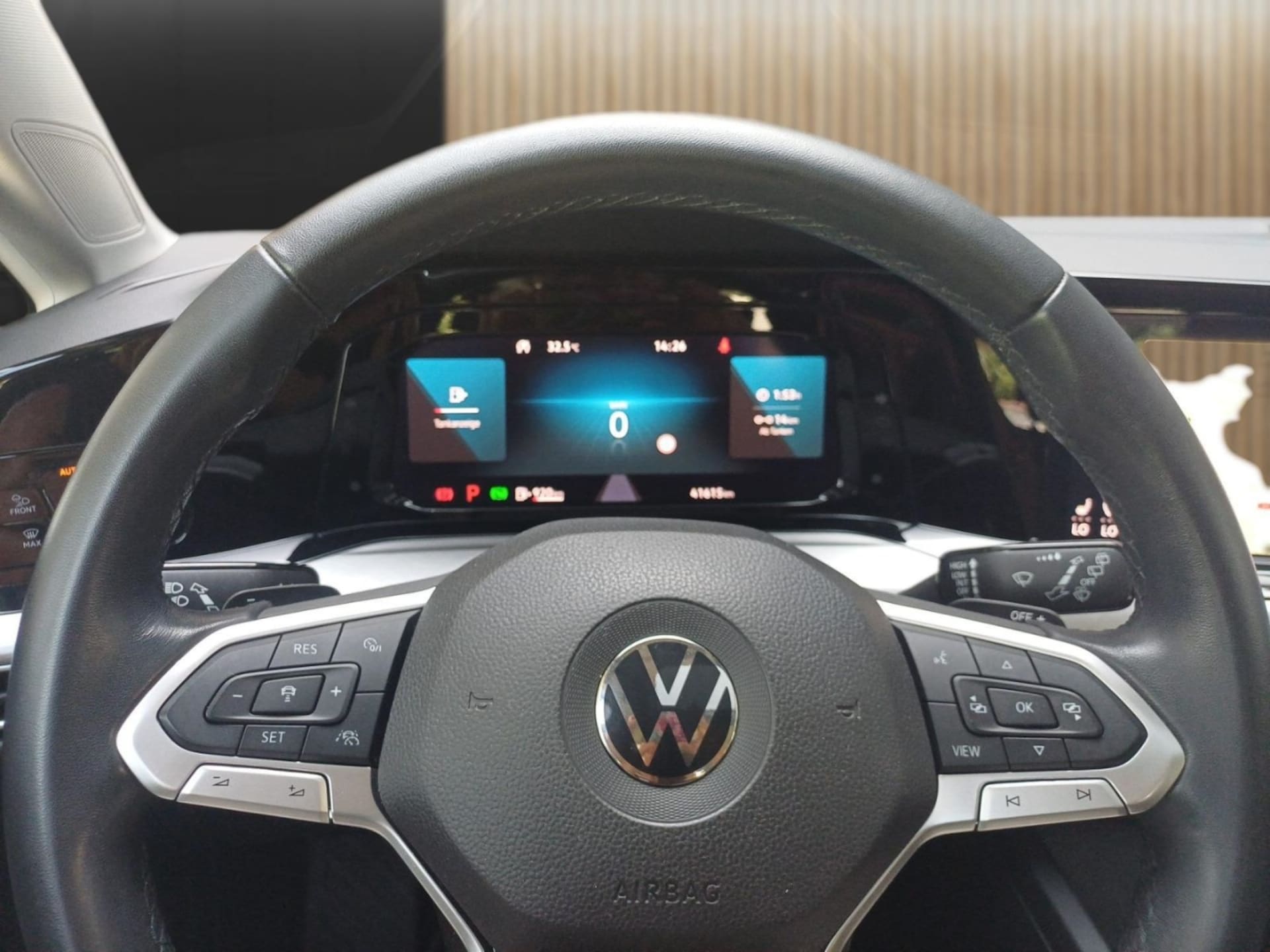 Volkswagen Golf Life