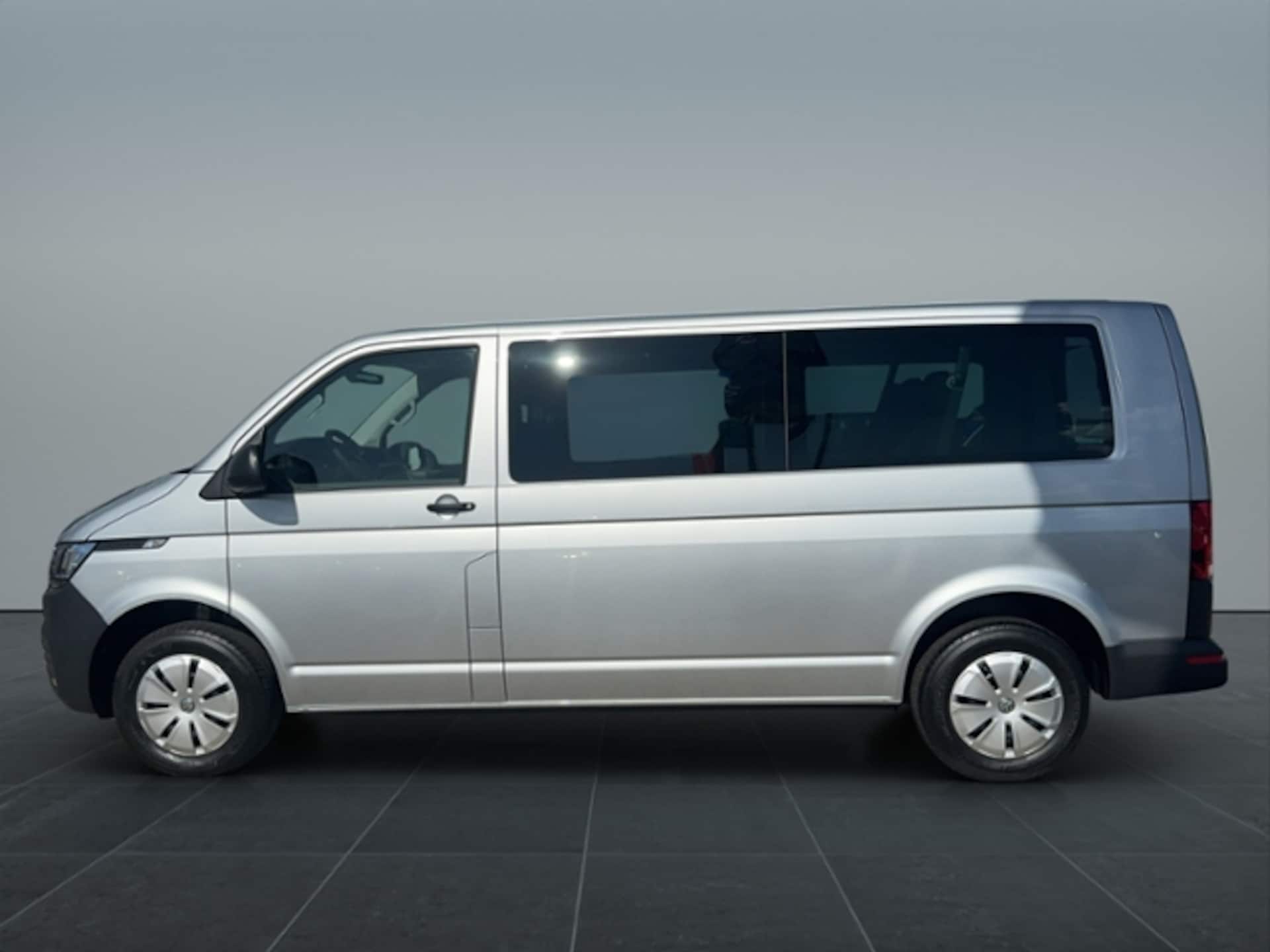Volkswagen T6.1 Transporter Kombi langer Radstand