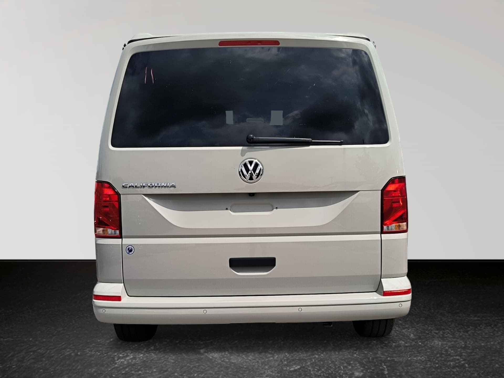 Volkswagen T6.1 California Beach