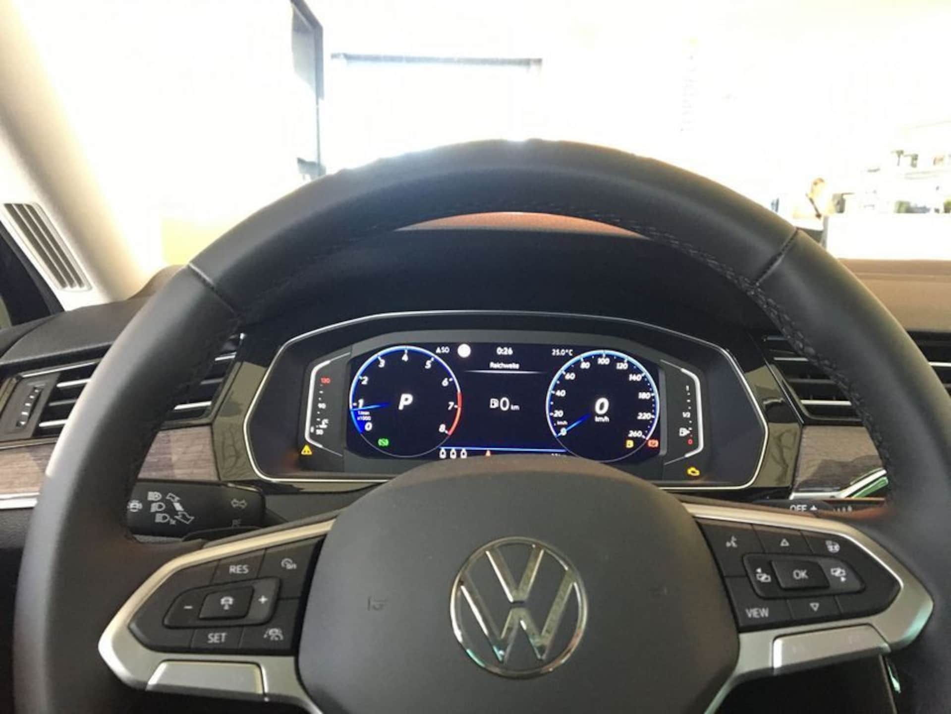 Volkswagen Passat Variant Elegance