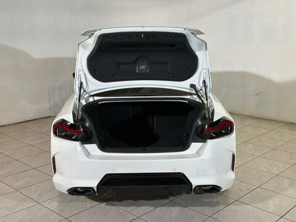 2025 BMW 2 Series M240i - Photo 23
