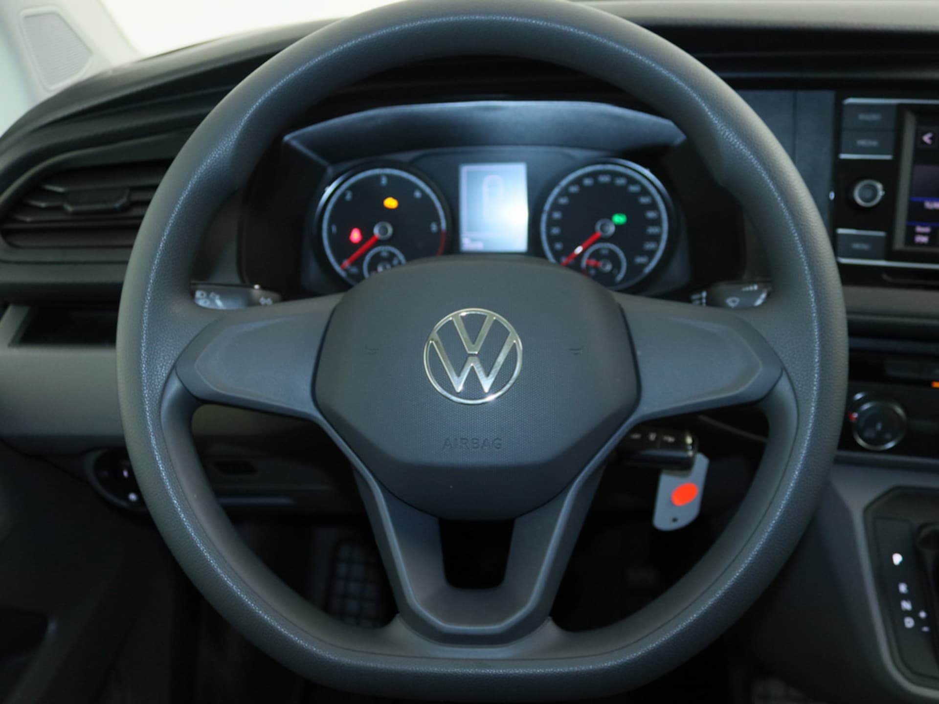 Volkswagen T6.1 Transporter Kombi langer Radstand