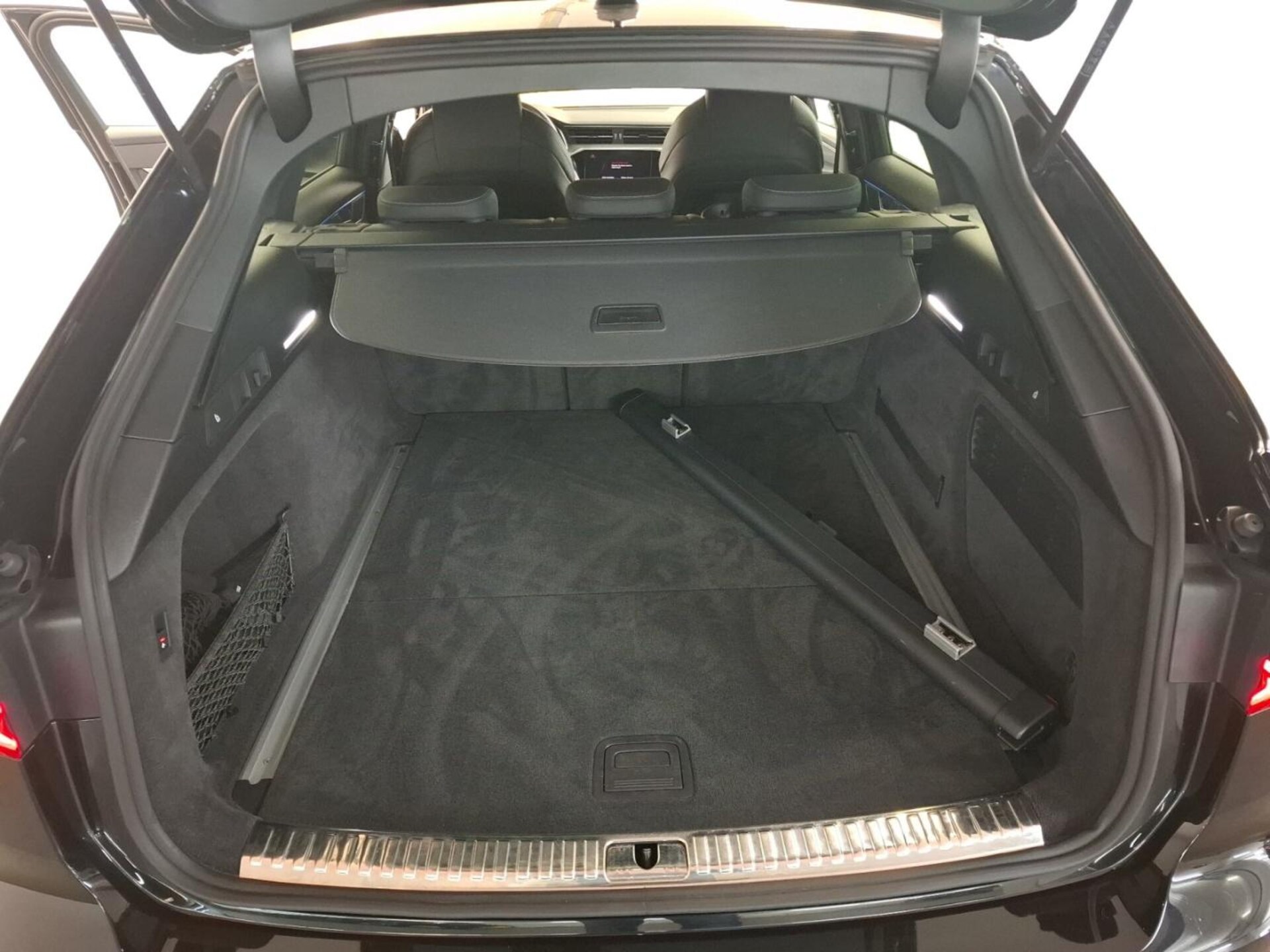 Audi S6 Avant