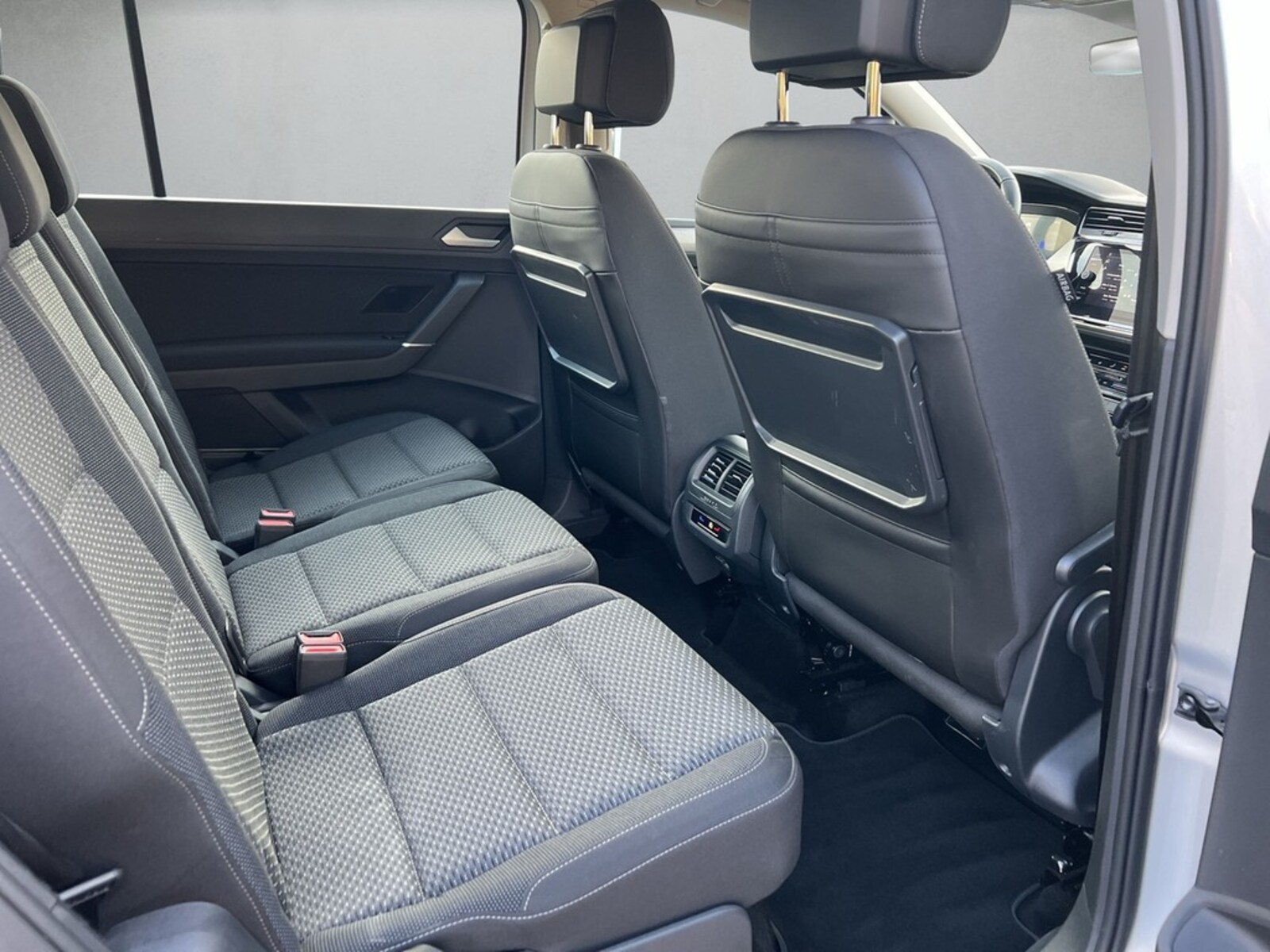 Volkswagen Touran – Bild 13