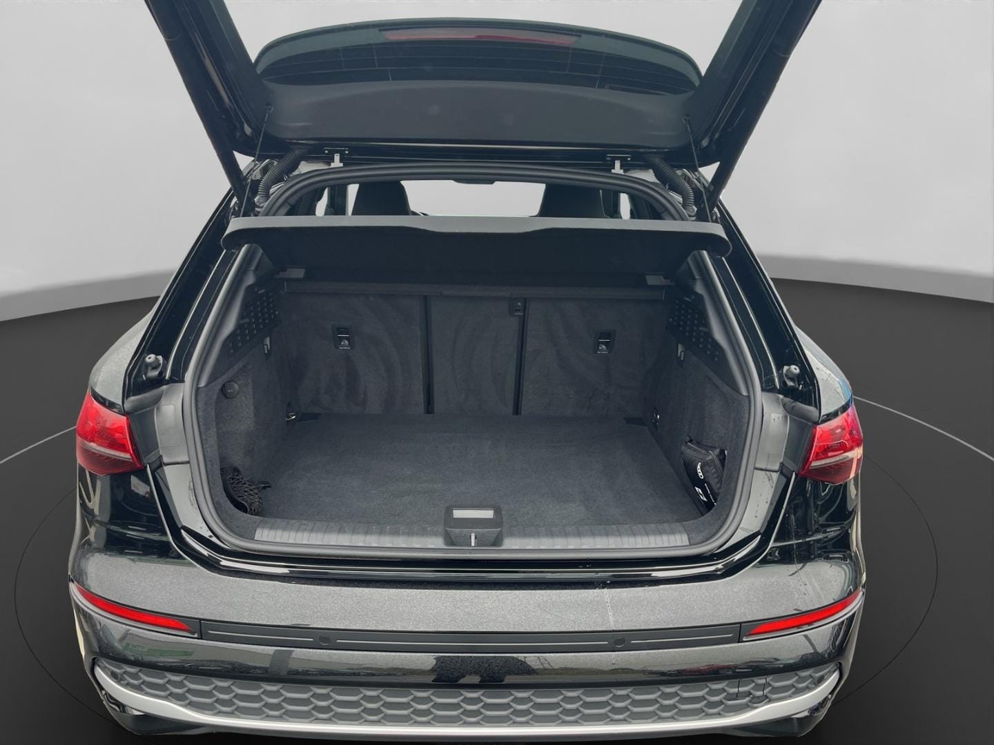 Bild über Audi A3 Sportback advanced 35 TFSI S tronic - für weitere Informationen kontaktieren Sie den Audi Partner
