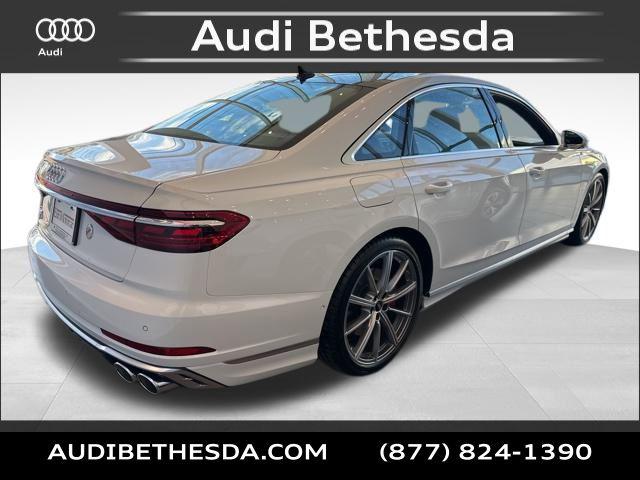 2025 Audi S8 Base - Photo 5