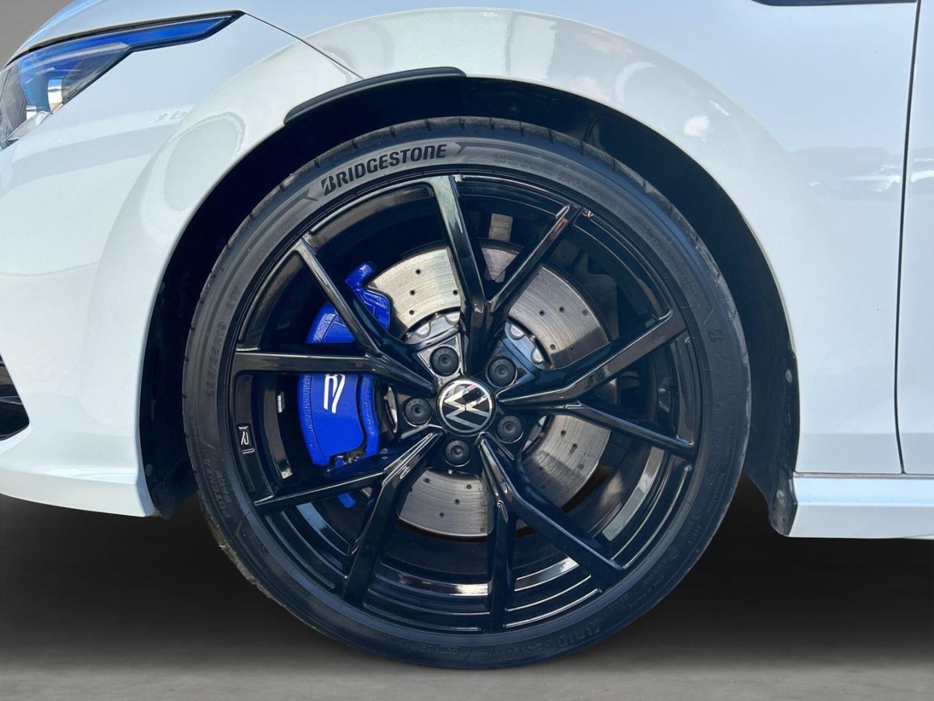 Volkswagen Golf R