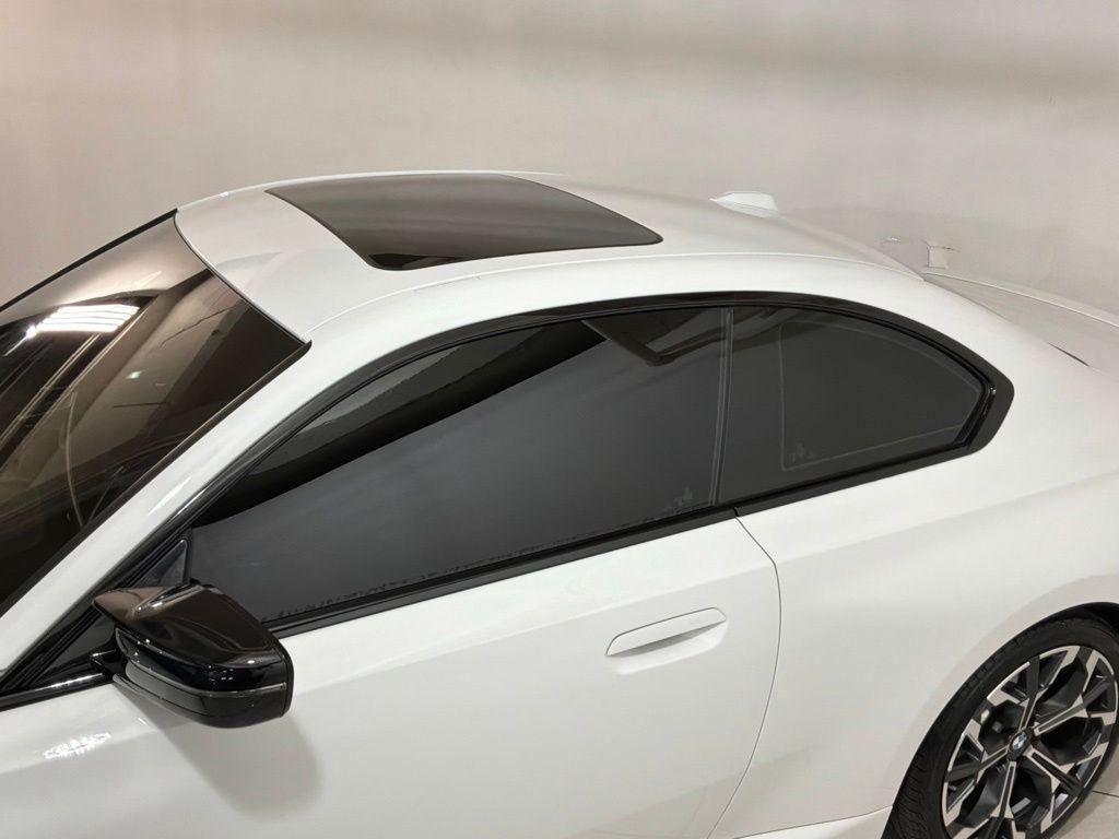 2025 BMW 2 Series M240i - Photo 24
