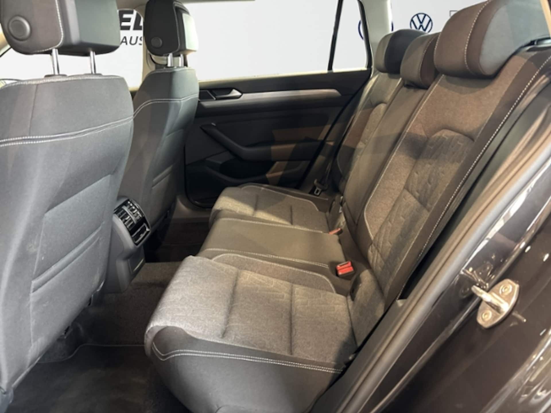 Volkswagen Passat Variant Business