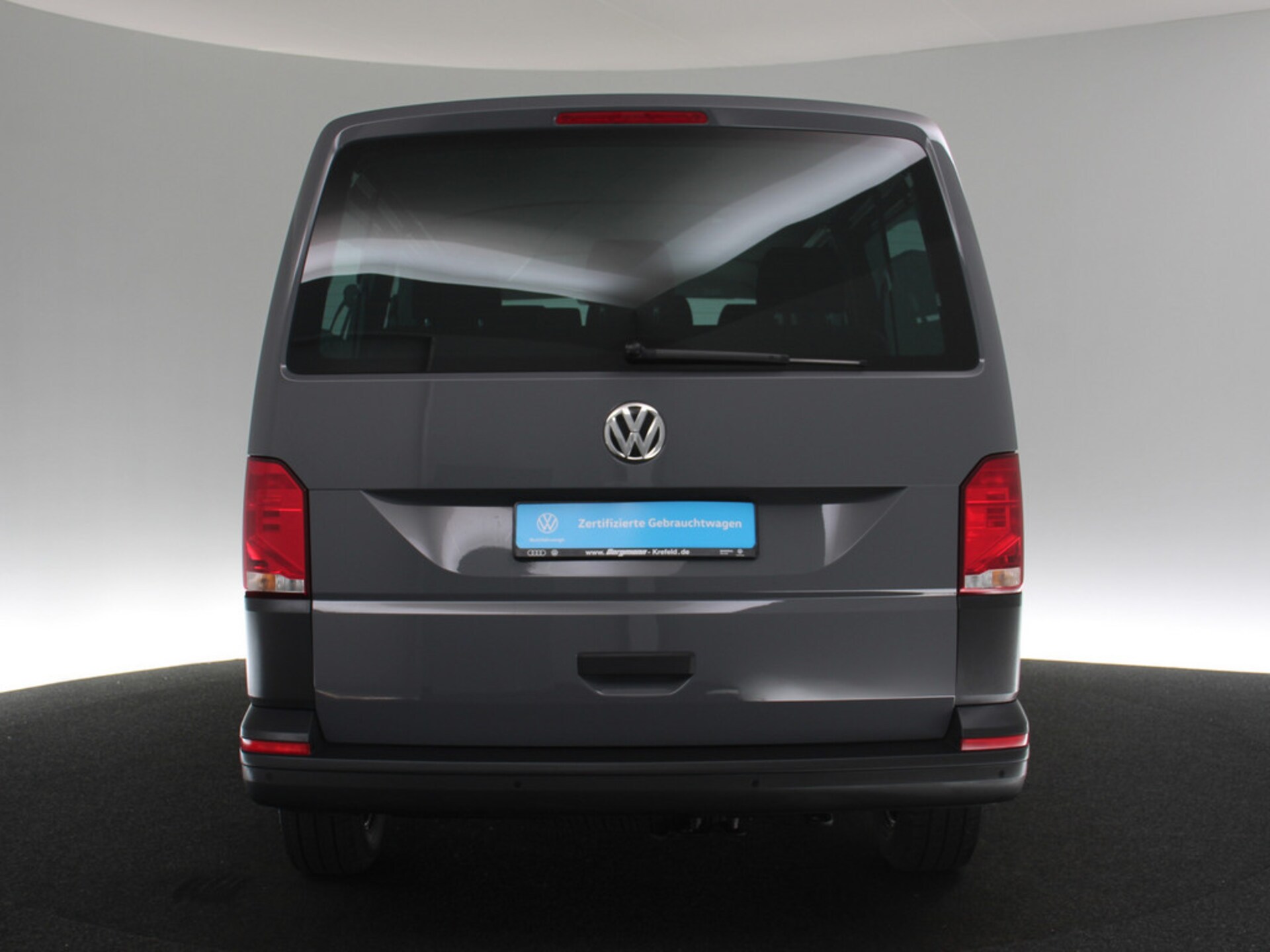 Volkswagen T6.1 Transporter Kombi langer Radstand