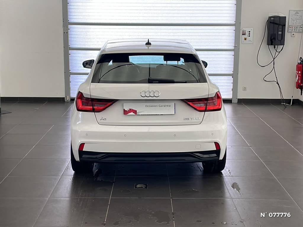 Image about Audi A1 Sportback Design Luxe 25 TFSI 70 kW (95 ch) 5 vitesses