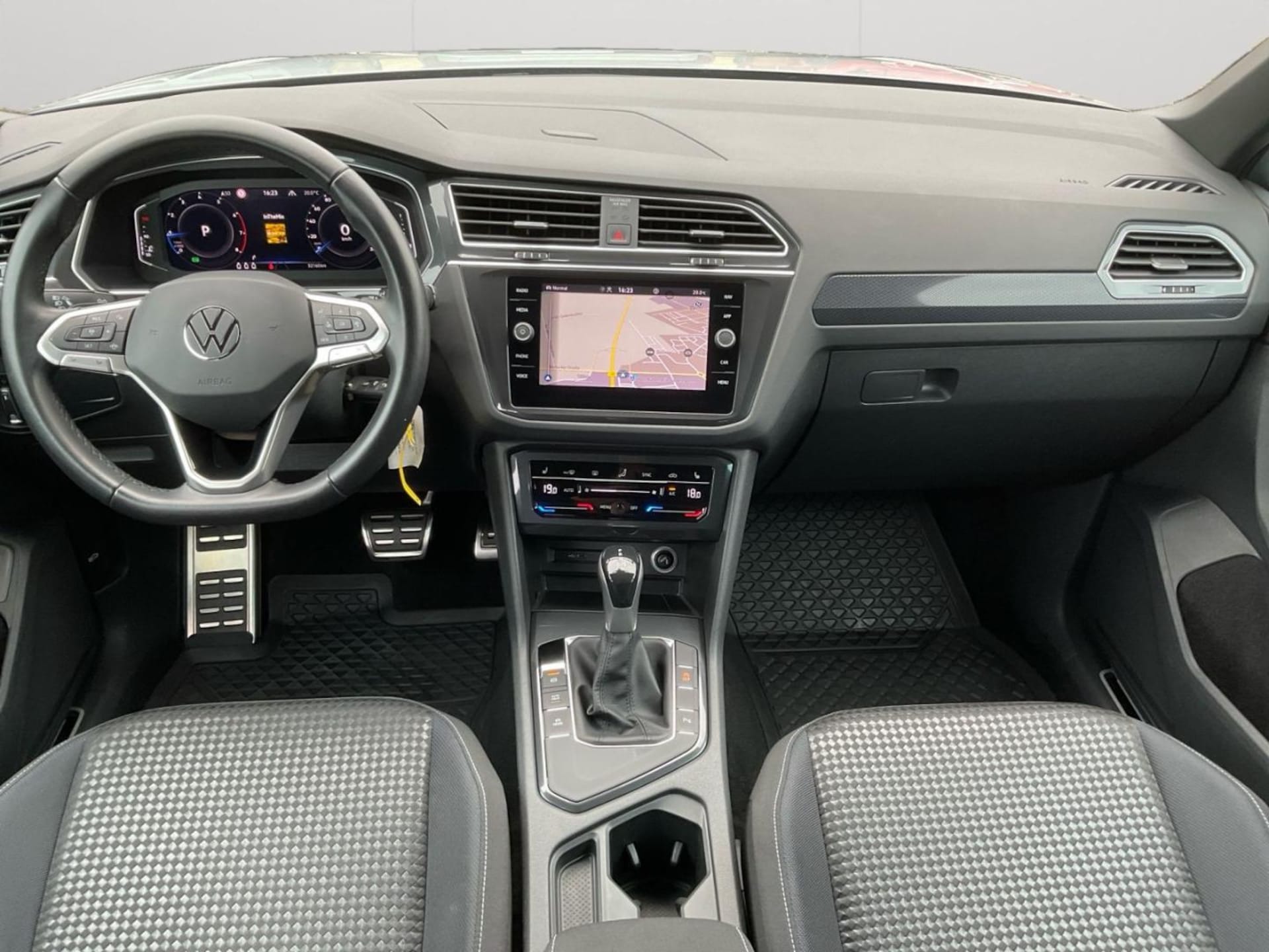 Volkswagen Tiguan United