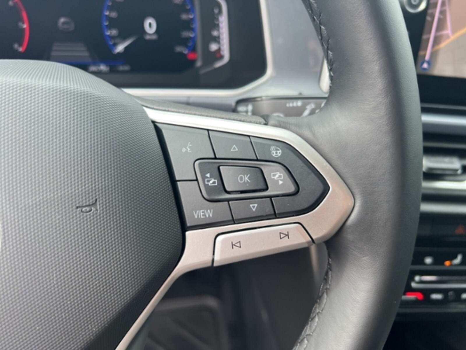 Volkswagen T-Roc – Bild 12