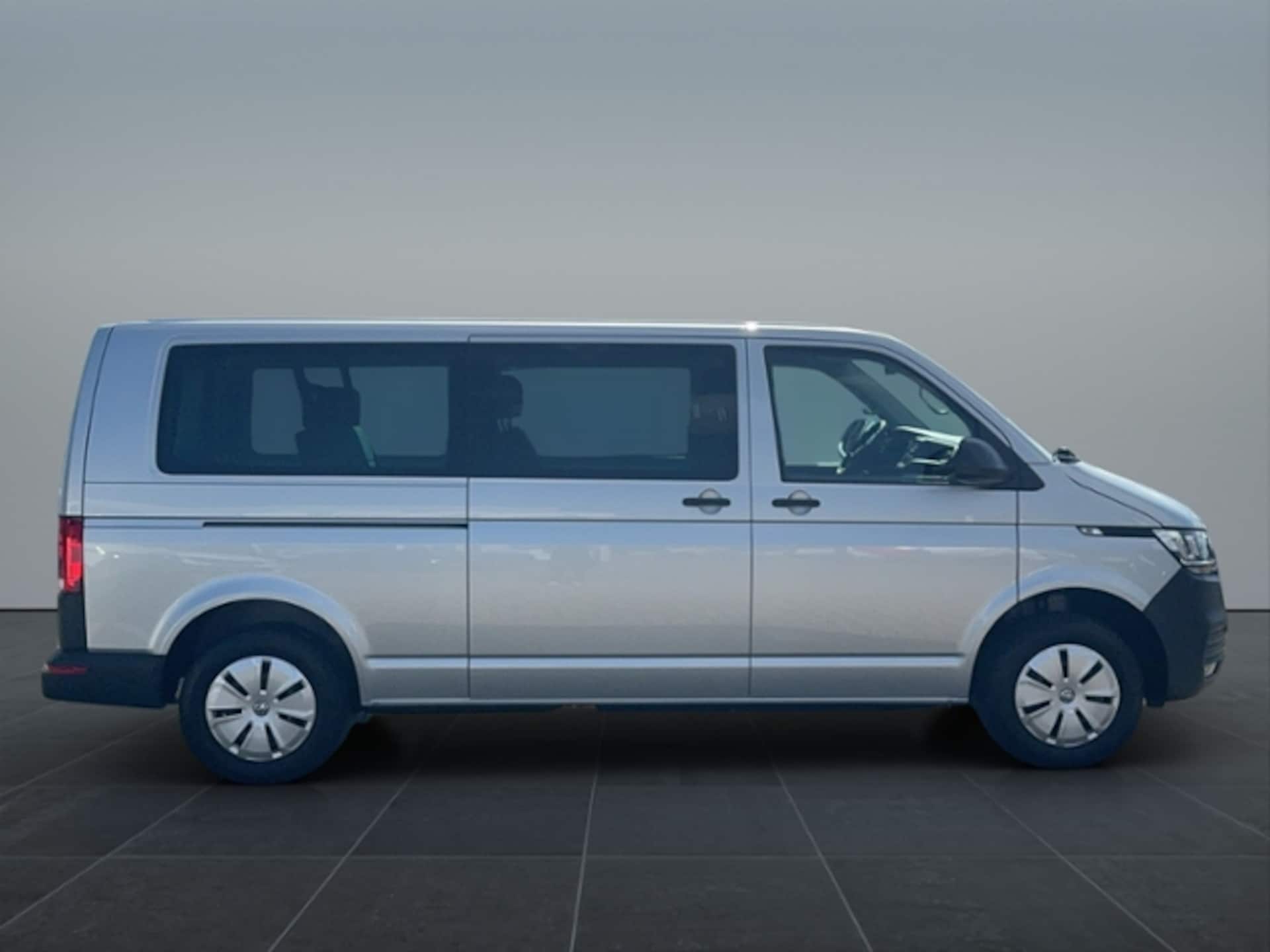 Volkswagen T6.1 Transporter Kombi langer Radstand