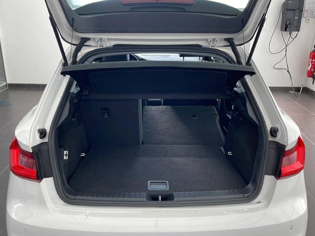 Image about Audi A1 Sportback Design Luxe 25 TFSI 70 kW (95 ch) 5 vitesses