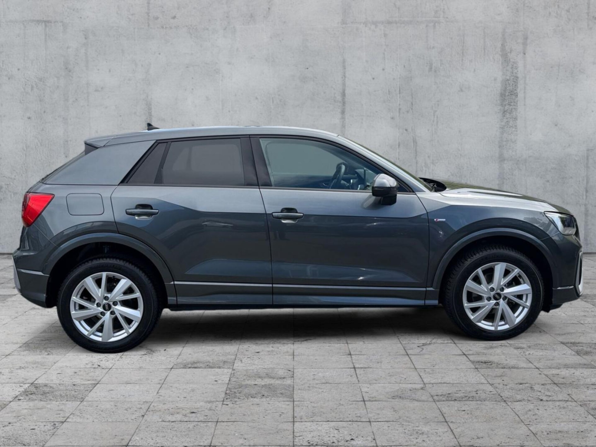 Audi Q2 S line
