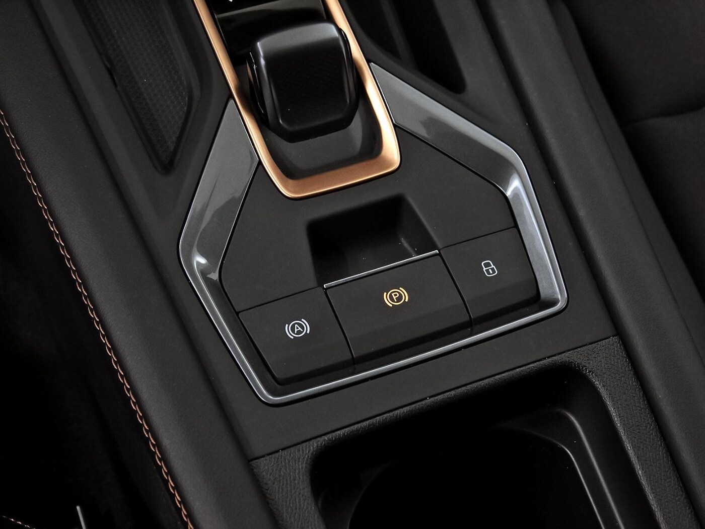 CUPRA Leon León 1.5 eTSI DSG 110 kW (150 CV) — photo 30