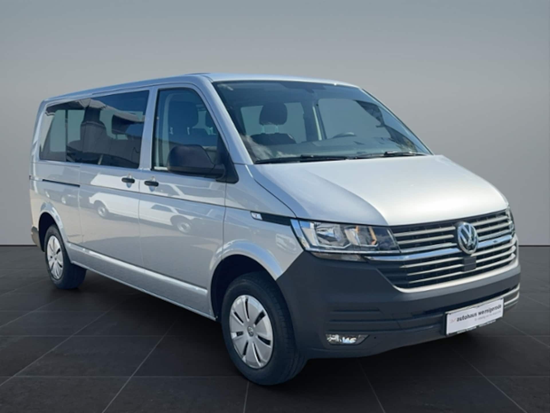 Volkswagen T6.1 Transporter Kombi langer Radstand