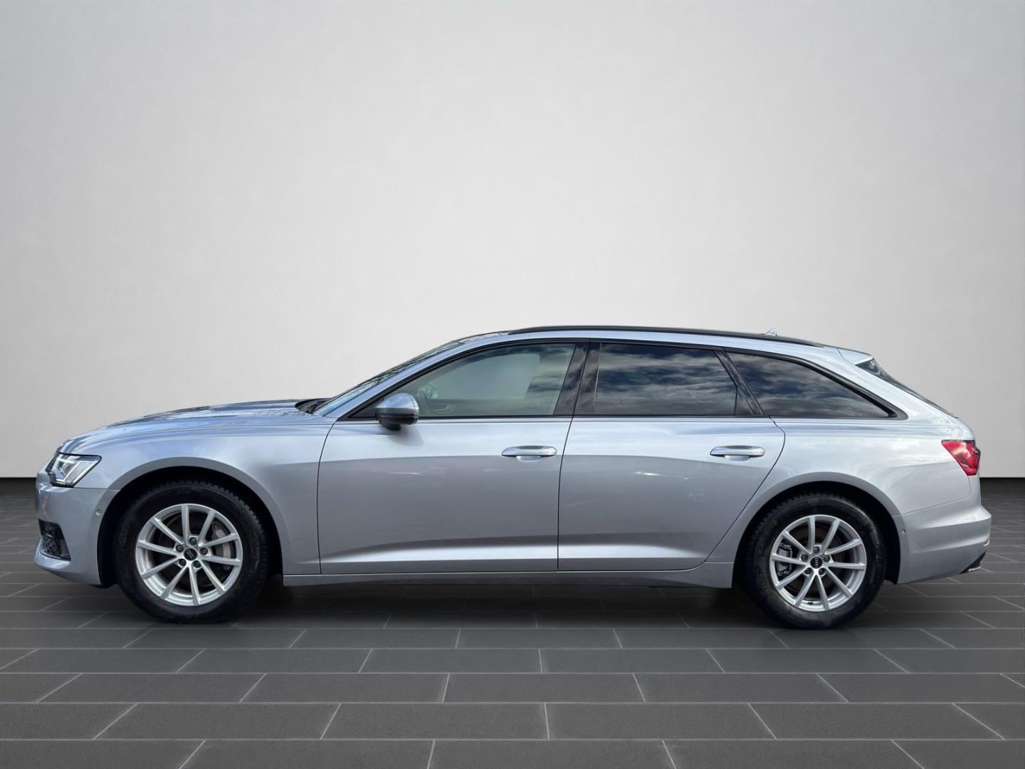 Bild über Audi A6 Avant advanced 45 TDI quattro S tronic - für weitere Informationen kontaktieren Sie den Audi Partner