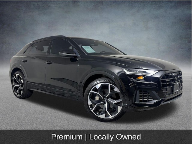 Photo of 2022 Audi Q8