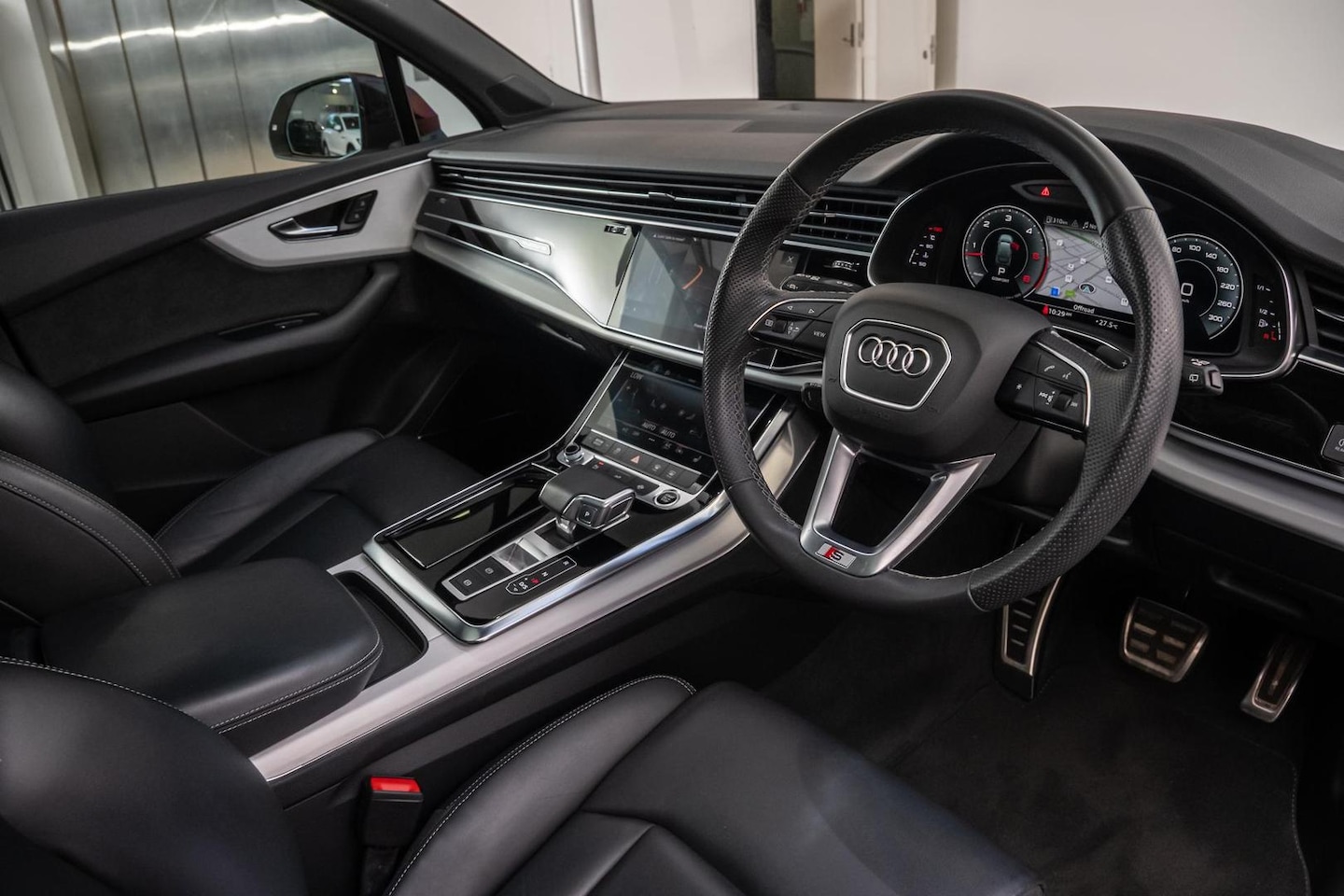 Image about Audi Q7 S line 50 TDI quattro tiptronic