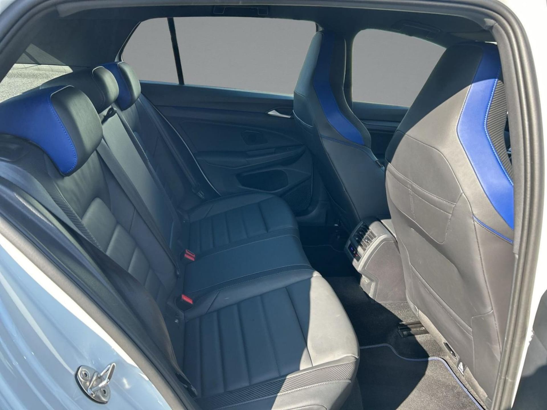 Volkswagen Golf R