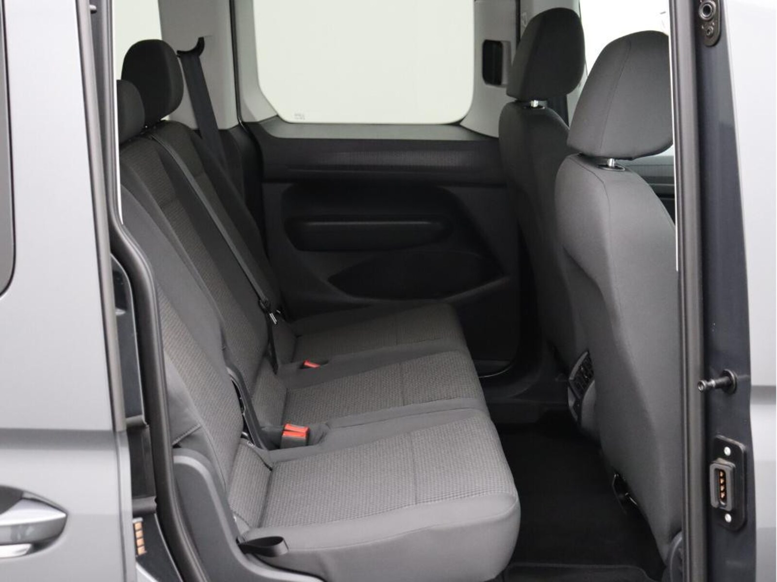 Volkswagen Caddy – Bild 8