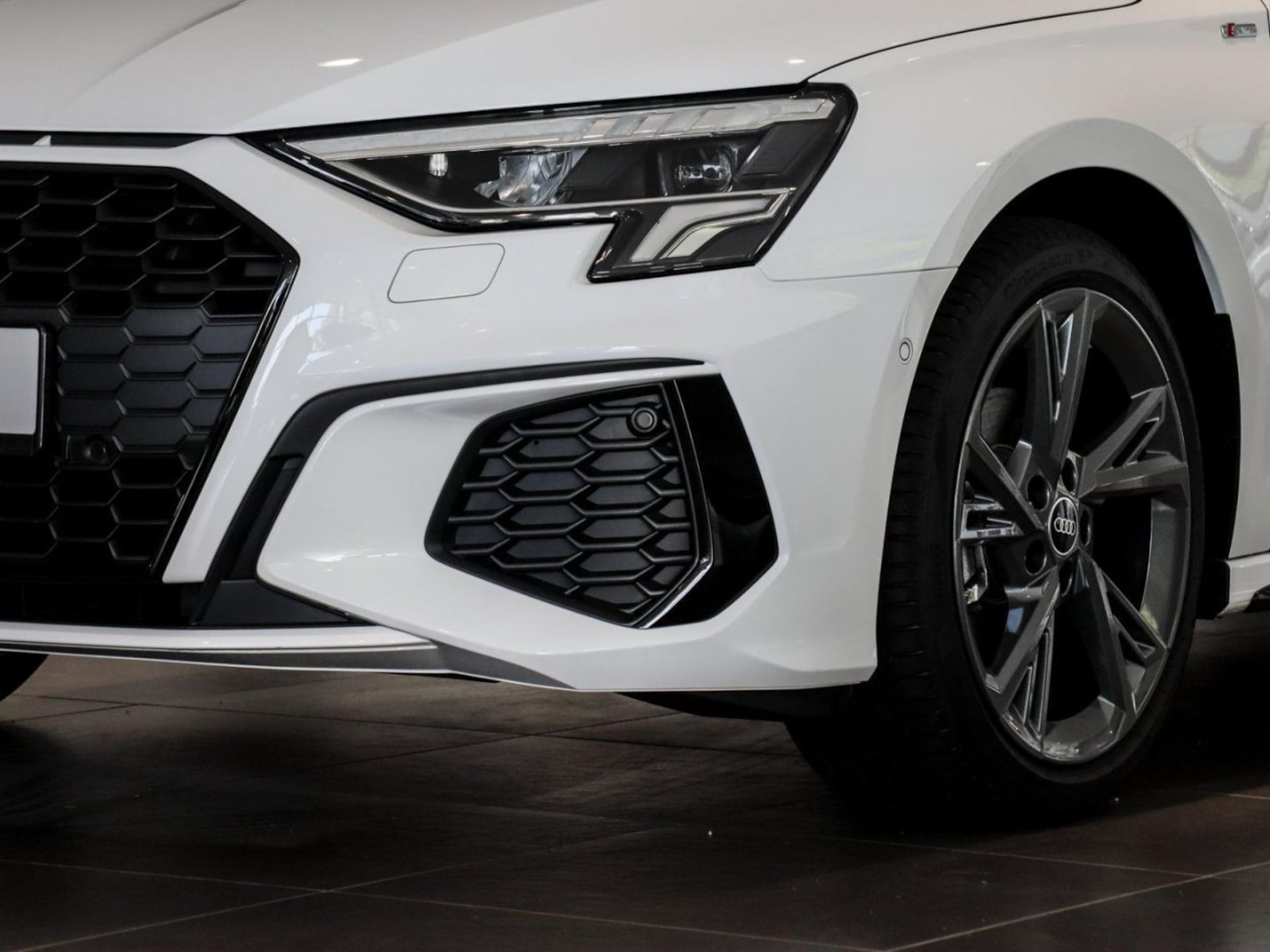 Audi A3 Sportback S line