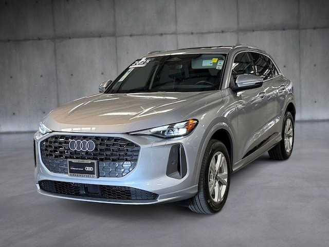 Photo of 2025 Audi Q5