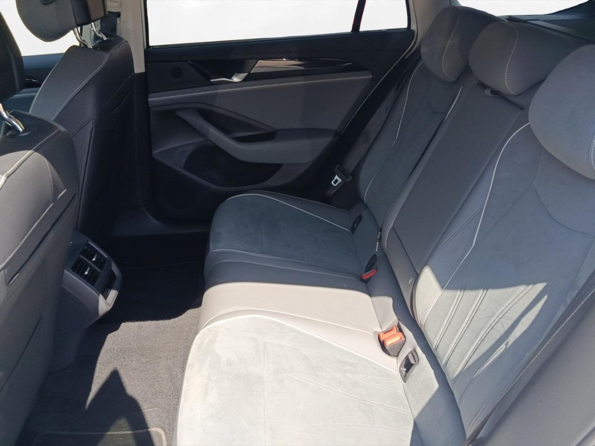 Volkswagen Passat Business