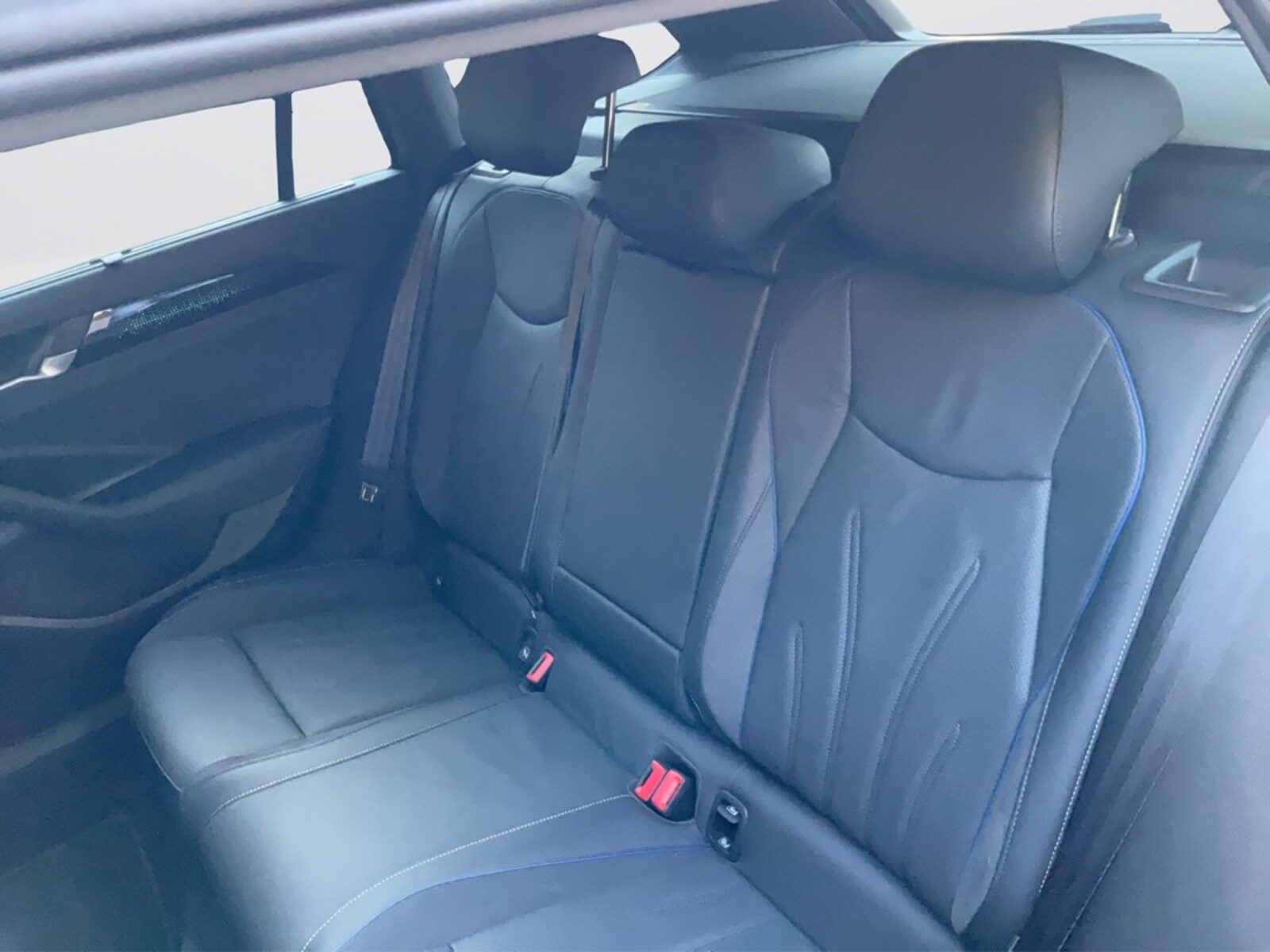 Volkswagen Passat – Bild 12