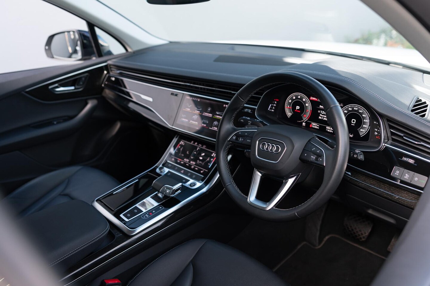 Image about Audi Q7 45 TFSI quattro tiptronic