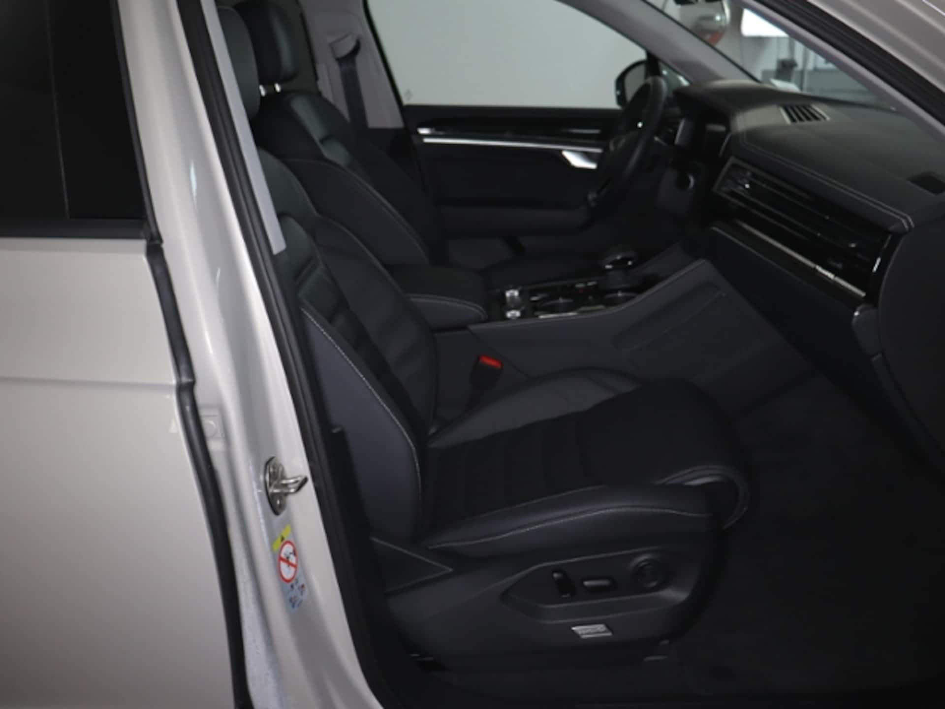 Volkswagen Touareg Basis-Modell