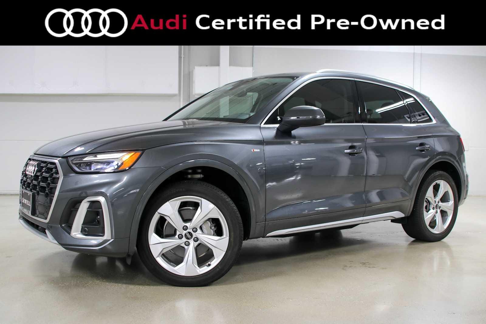 2022 Audi Q5 45 Premium Plus's photo