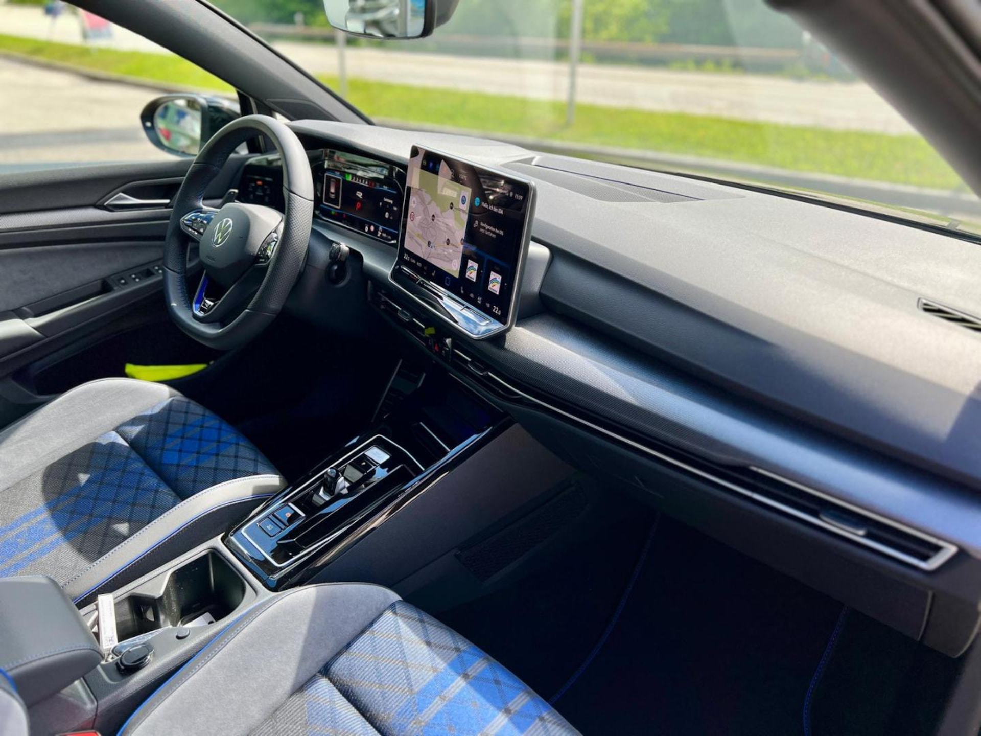 Volkswagen Golf Variant R