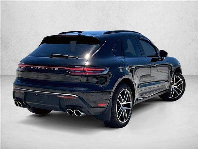 2022 Porsche Macan
