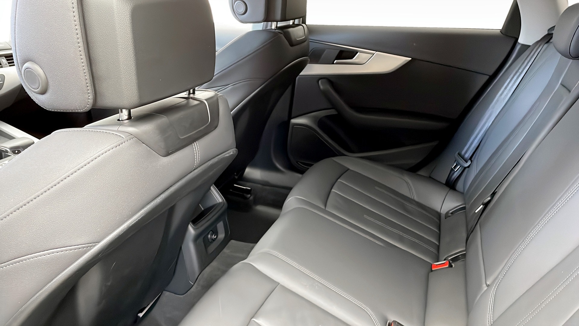 Image about Audi A4 Avant A4 Avant 40 TDI quattro Proline 204 hk S tronic