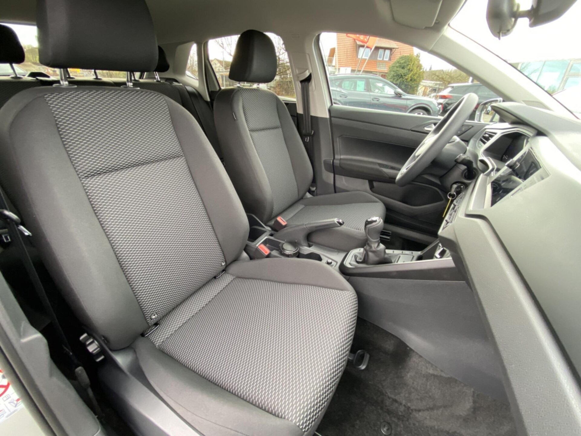 Volkswagen Polo Basis-Modell