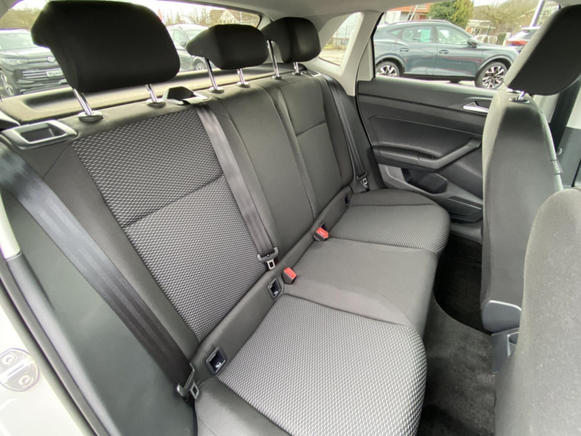 Volkswagen Polo Basis-Modell