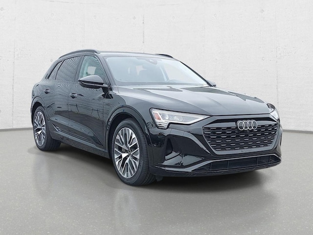2024 Audi Q8 e-tron