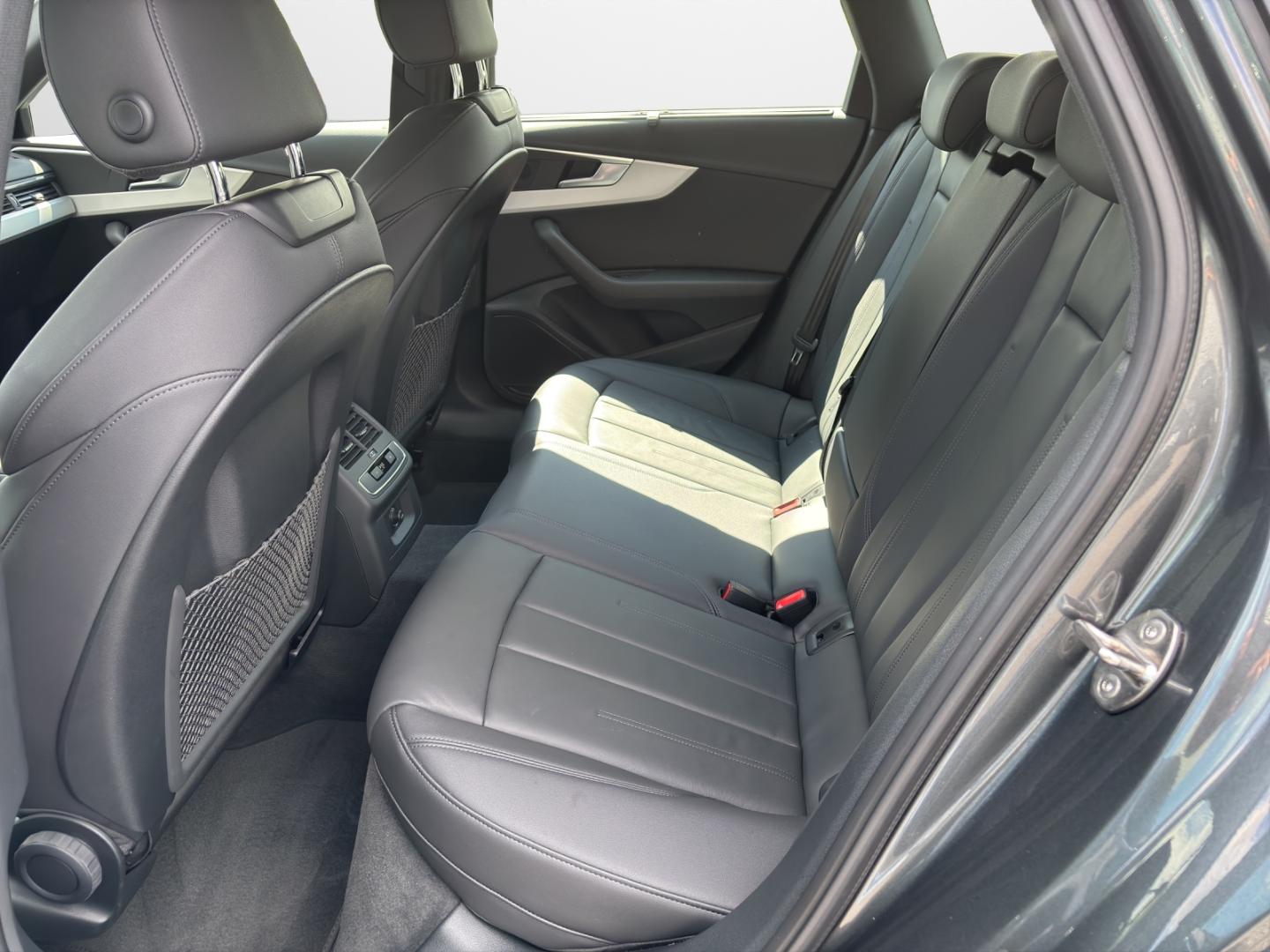Image about Audi A4 Avant S line 35 TDI S tronic
